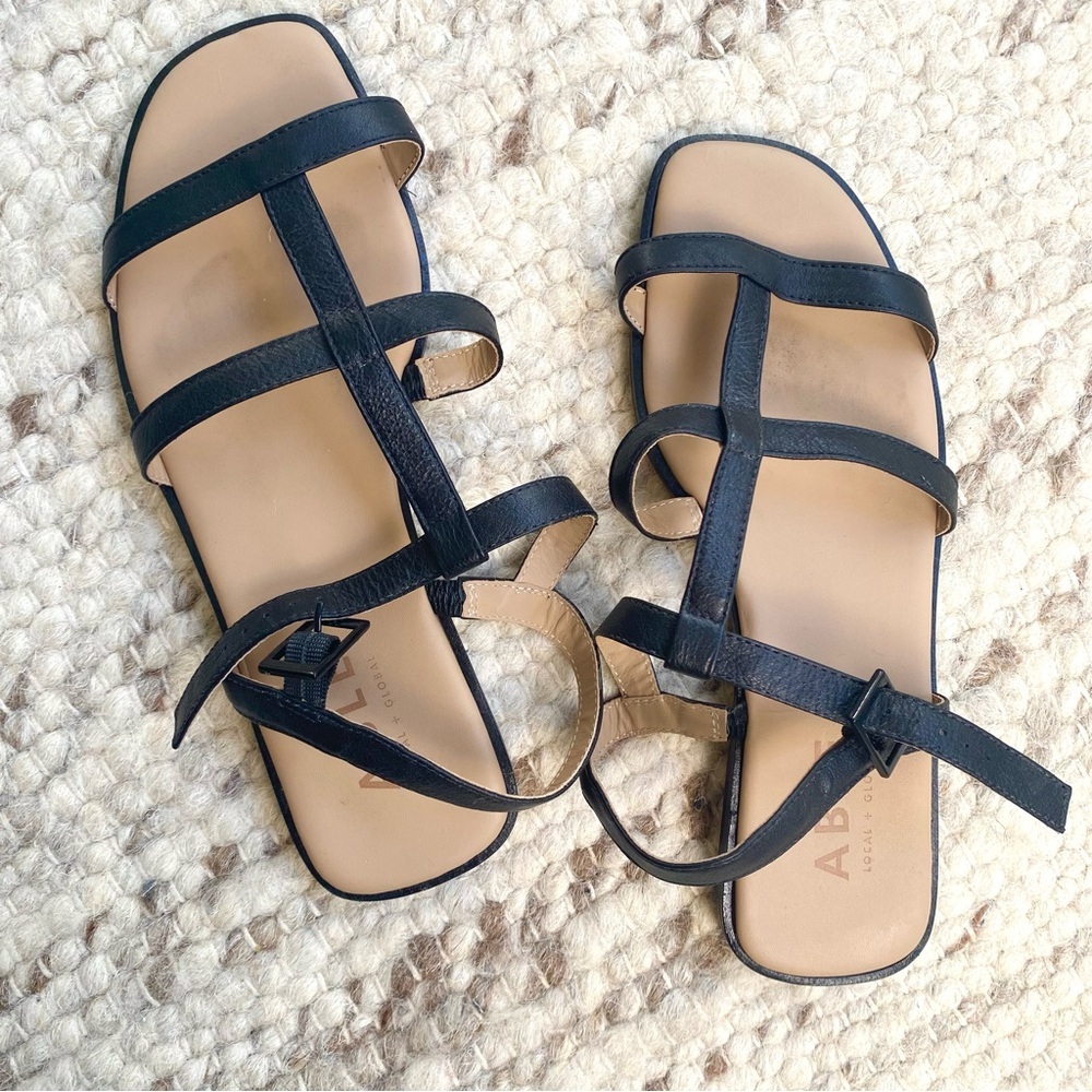 ABLE LeatherMinimalist Artisan Flat Sandals in Black, Size 6.5 - Picture 4 of 8